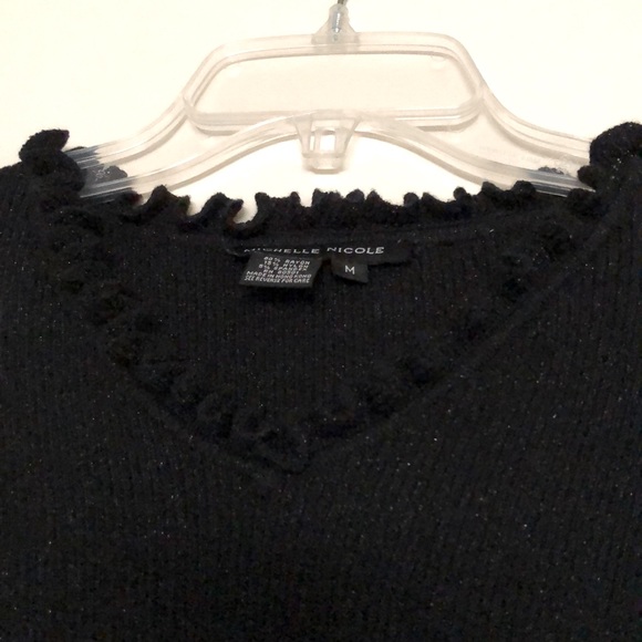 Black rayon-nylon-spandex knot sweater. M - Picture 4 of 4